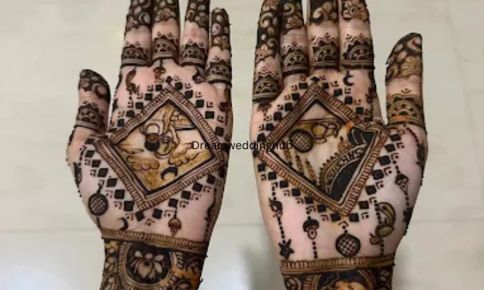 Ayesha Mehndi Art  Mehndi Class